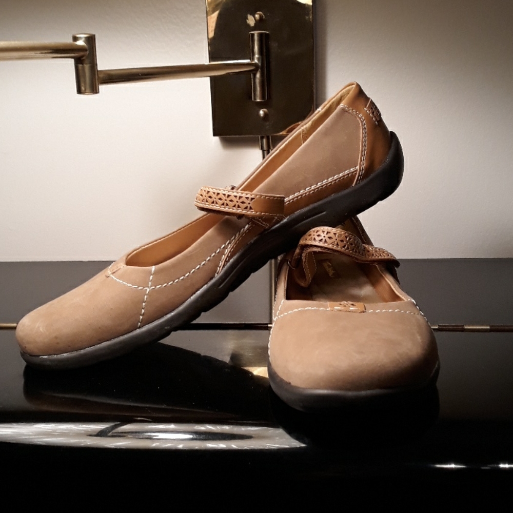 Thom McAn Mary Janes